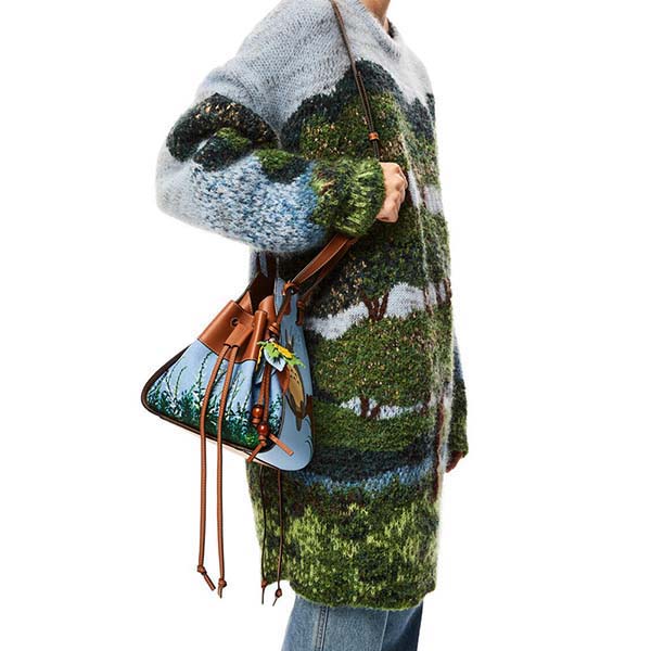 大人気ロエベ トトロ ハンモック バッグ スモール コピー A538Z95X04